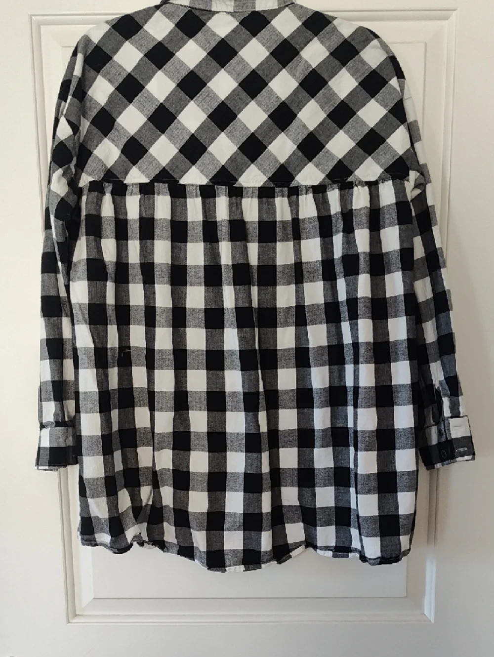 JustFab Black and White Buffalo Plaid Button Down Tunic - Picture 3 of 3